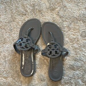 Tory Burch Miller Patent Leather Thong Sandal. Excellent condition!!!